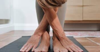 Les vertus apaisantes de la méditation et du yoga pour apaiser le stress et l’anxiété des seniors