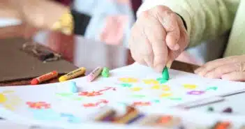 Les bienfaits des activités artistiques et manuelles pour les seniors