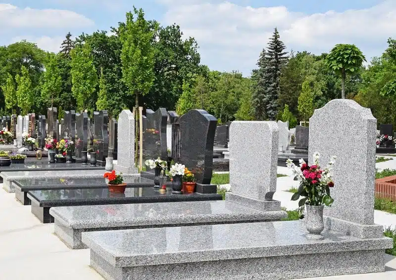 Choisir son monument funéraire : les critères